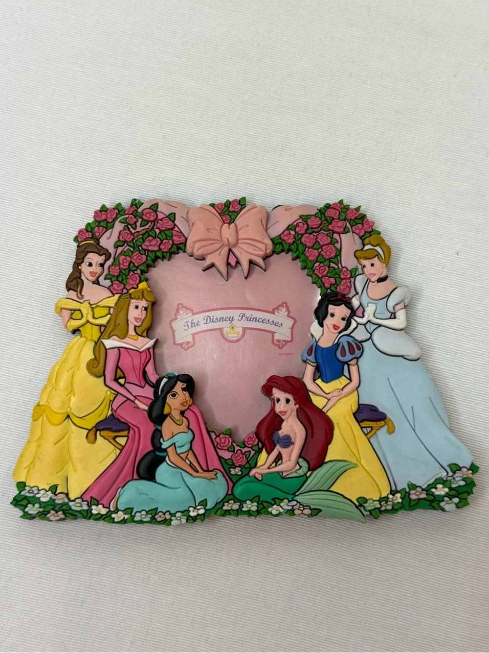 VTG Disney Princess 3D Heart Shaped Photo Frame Magnet Belle Ariel Snow White